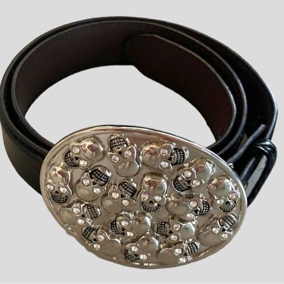 Nocona black leather belt with silver metal skull design!! New main image 5